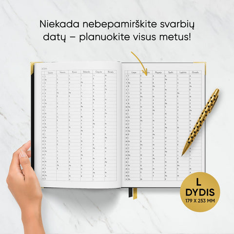 MAŽA JUODA COCO DARBO KNYGA: 2026 m. su Coco Chanel biografija ir citatomis (L dydis) + galimybė personalizuoti - COCO&CO
